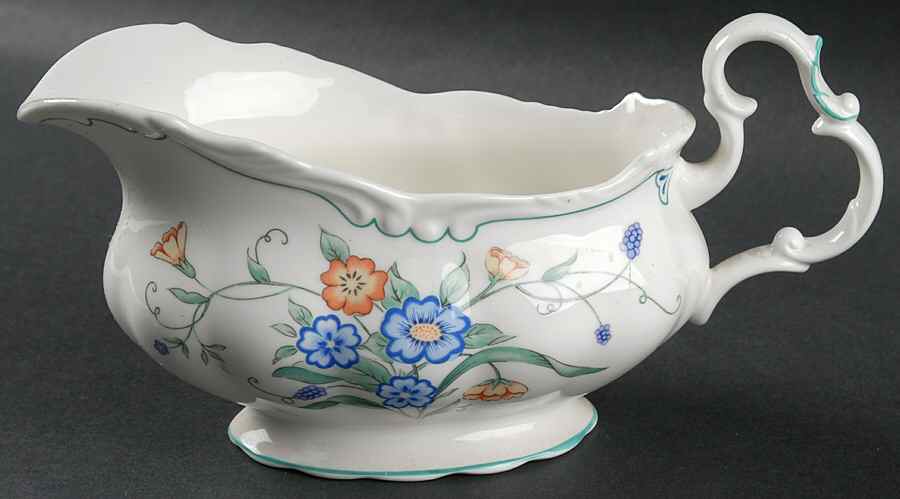 Hamlyn Gravy Boat by Royal Albert-1