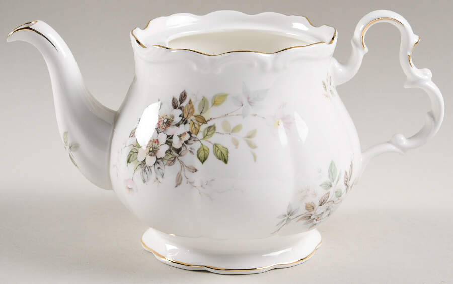 Haworth Teapot No Lid by Royal Albert-1