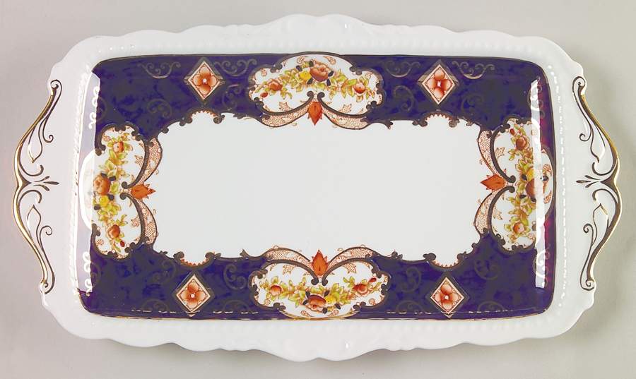 Heirloom (Bone China Stamp) Large Sandwich Tray by Royal Albert-1
