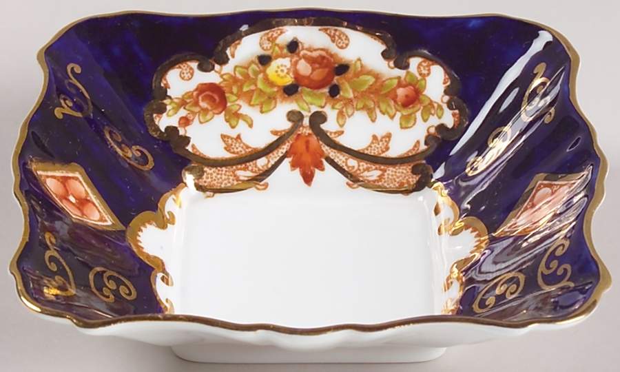 Heirloom (Bone China Stamp) Small Square Sweet Meat Dish by Royal Albert-1