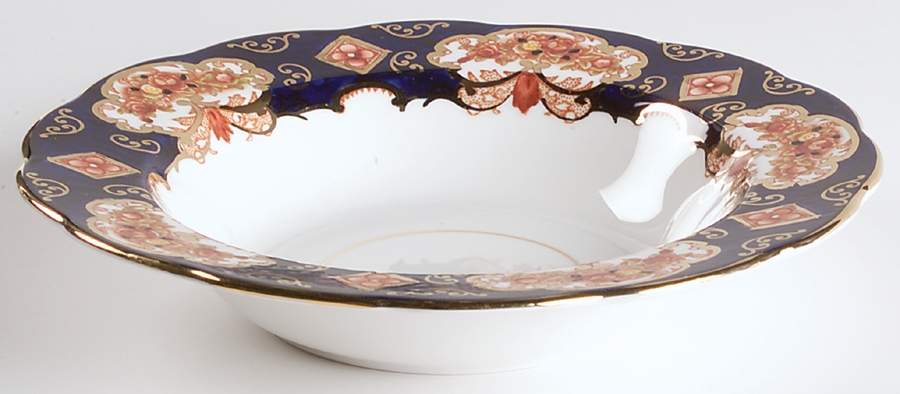 Heirloom (Bone China Stamp) Rim Soup Bowl by Royal Albert-1
