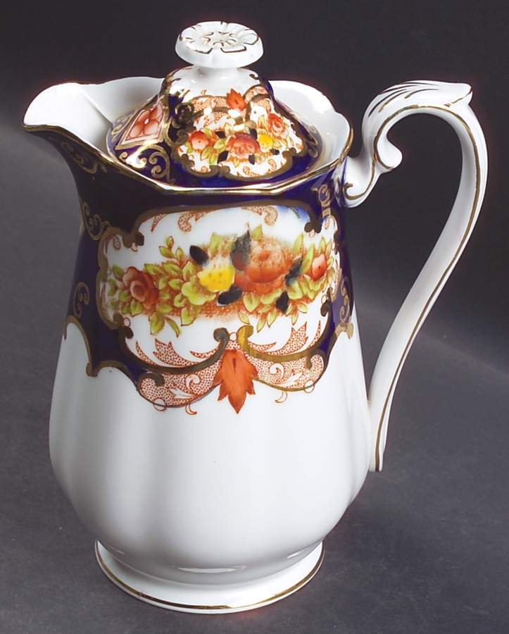 Heirloom (Bone China Stamp) Hot Water Jug & Lid by Royal Albert-1