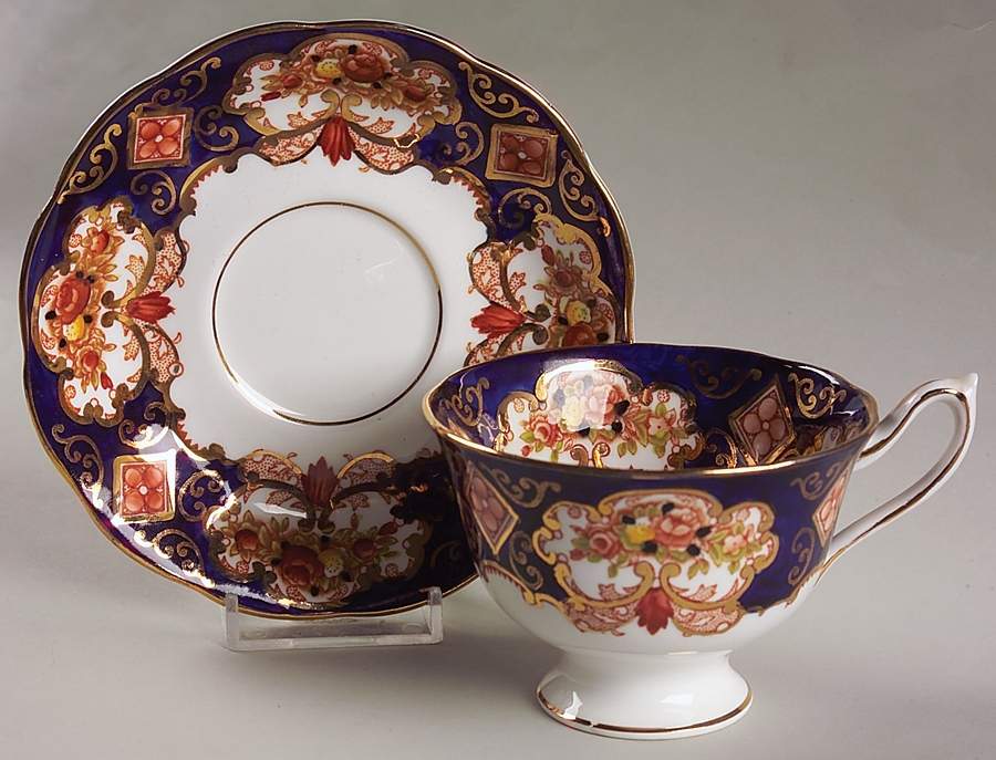 Heirloom (Bone China Stamp) Footed Cup & Saucer Set by Royal Albert-1