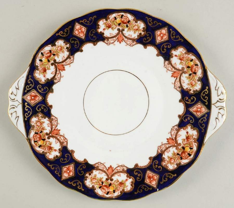 Heirloom (Bone China Stamp) Handled Cake Plate by Royal Albert-1