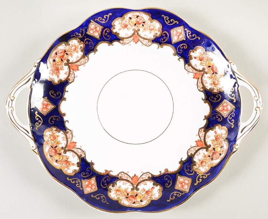 Heirloom (Bone China Stamp) Handled Cake Plate by Royal Albert-1