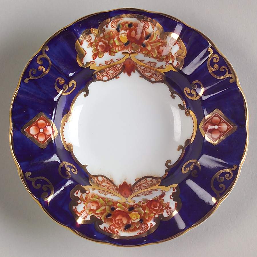Heirloom (Bone China Stamp) Small Ashtray by Royal Albert-1