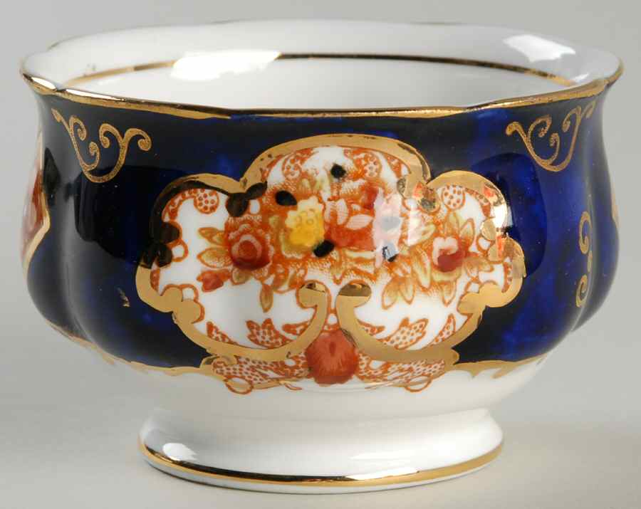 Heirloom (Bone China Stamp) Mini Open Sugar Bowl by Royal Albert-1