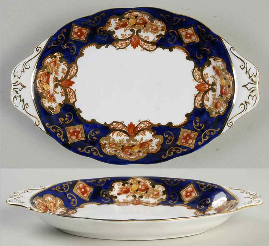 Heirloom (Bone China Stamp) Tray for Mini Creamer & Open Sugar by Royal Albert-1