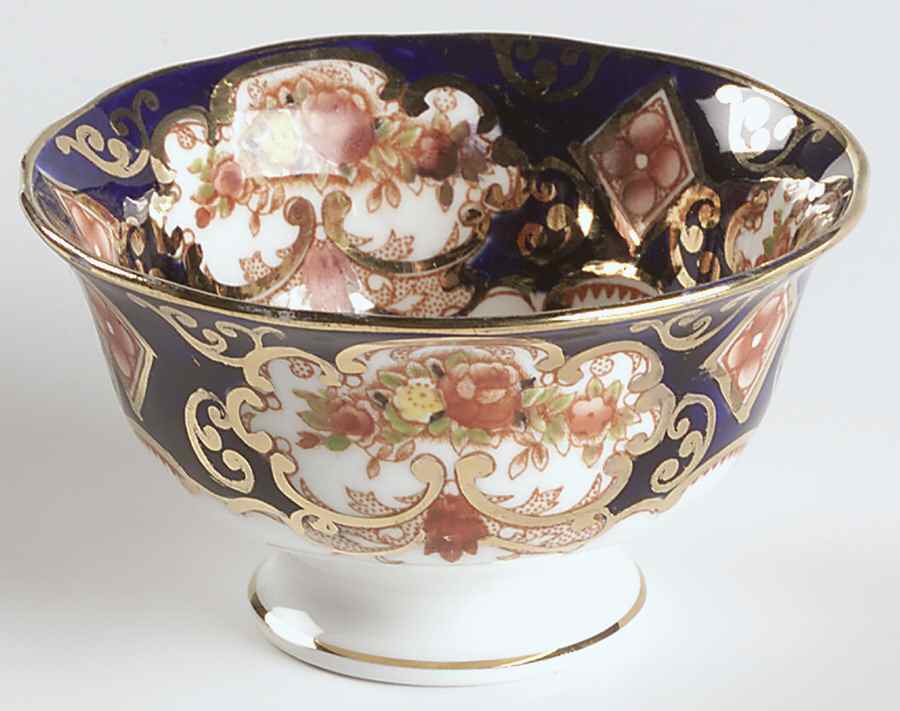 Heirloom (Bone China Stamp) Mini Open Sugar Bowl by Royal Albert-1