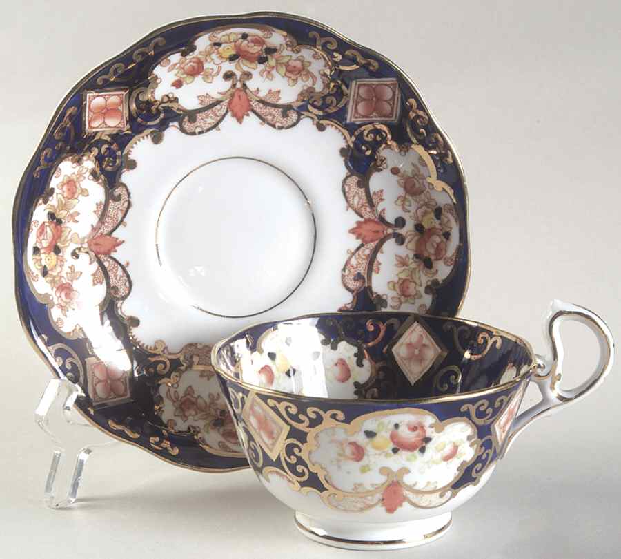 Heirloom (Bone China Stamp) Footed Cup & Saucer Set by Royal Albert-1