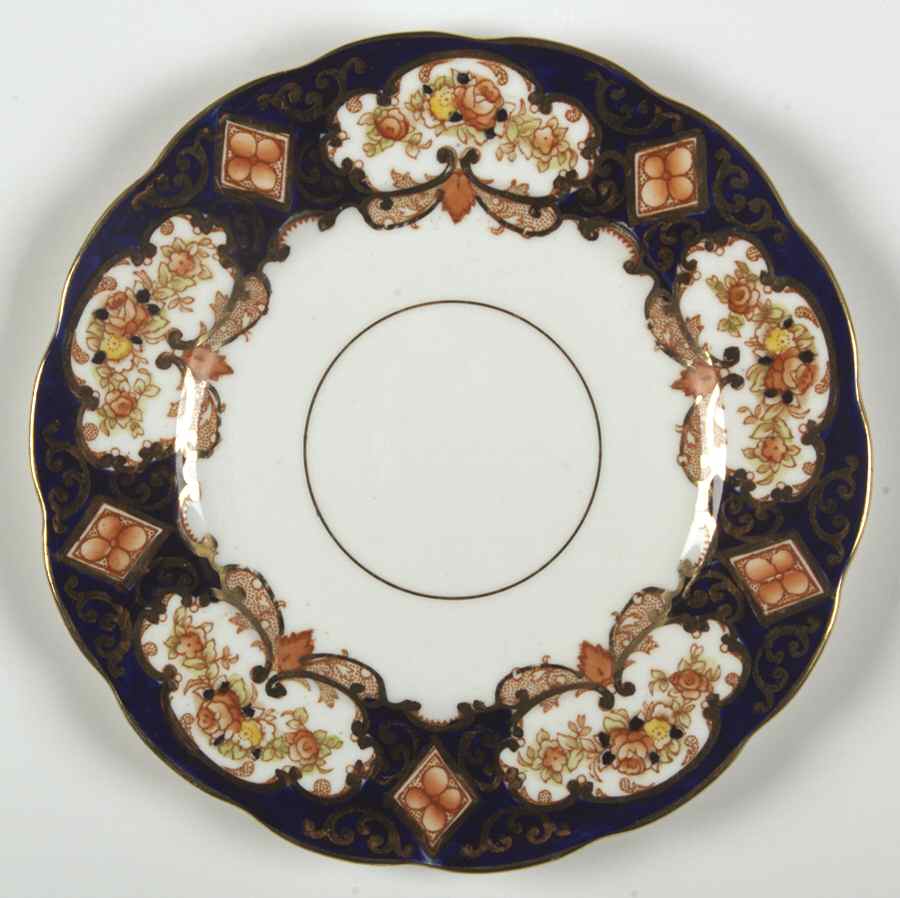 Heirloom (Bone China Stamp) Dessert/Pie Plate by Royal Albert-1
