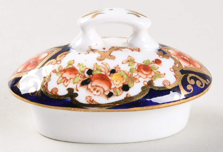Heirloom (Crown China Stamp, SCALLOPED) Lid for Sugar Bowl by Royal Albert-1