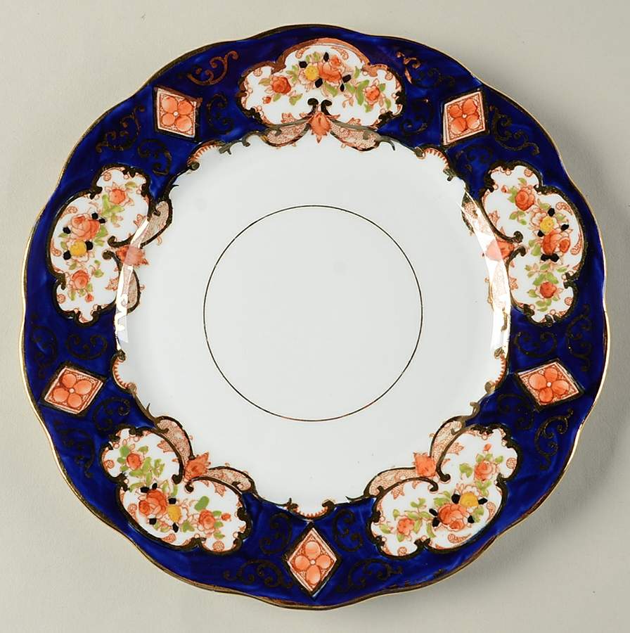 Heirloom (Crown China Stamp, SCALLOPED) Salad Plate by Royal Albert-1