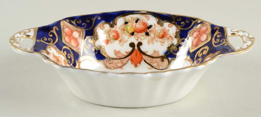 Heirloom (Crown China Stamp, SCALLOPED) Oval Sweet Meat Dish by Royal Albert-1