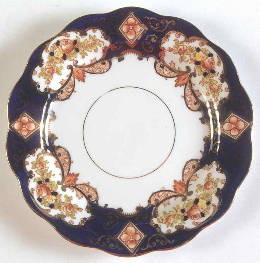 Heirloom (Crown China Stamp, SCALLOPED) Bread & Butter Plate by Royal Albert-1