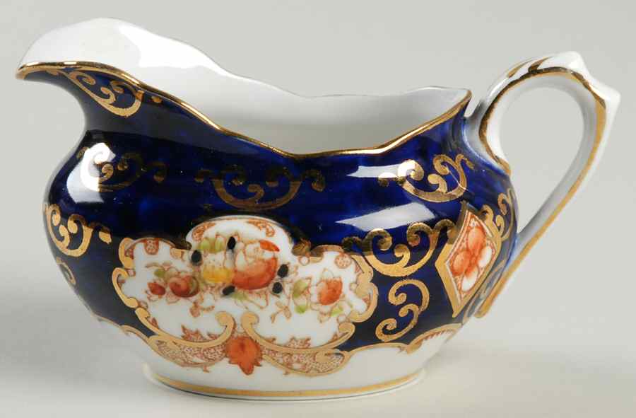 Heirloom (Crown China Stamp, SCALLOPED) Mini Creamer by Royal Albert-1