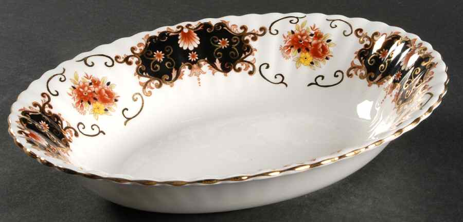 Heritage 9" Oval Vegetable Bowl by Royal Albert-1