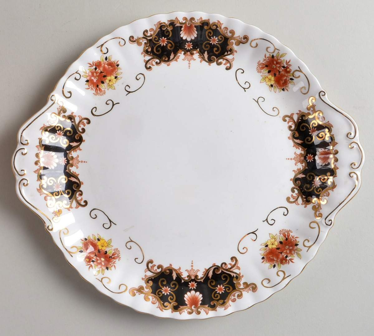 Heritage Handled Cake Plate by Royal Albert-1