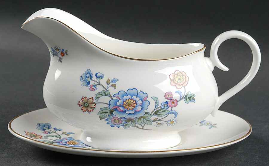 Hidden Valley Gravy Boat & Underplate by Royal Albert-1