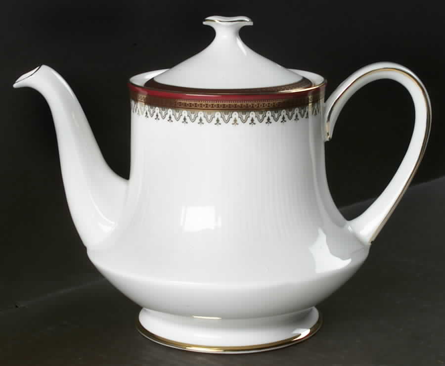 Holyrood Teapot & Lid by Royal Albert-1