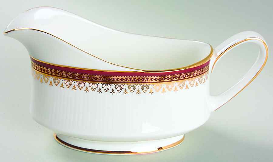 Holyrood Gravy Boat by Royal Albert-1