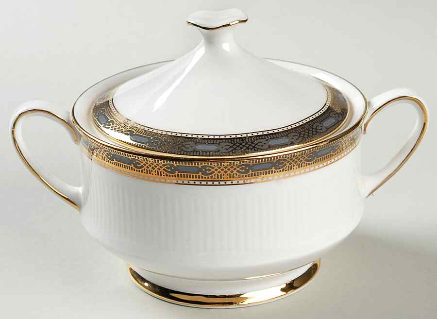 Iona Sugar Bowl & Lid by Royal Albert-1