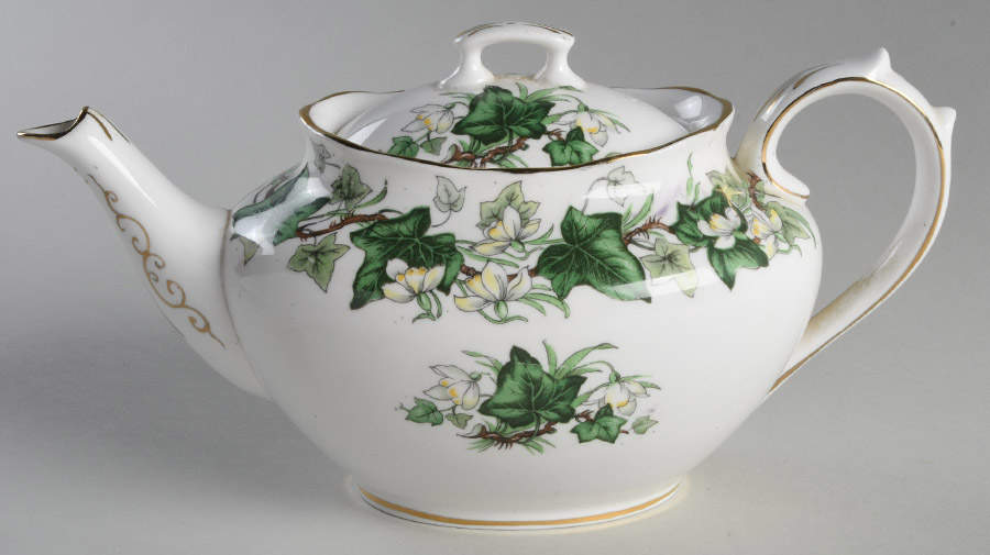 Ivy Lea Small Teapot & Lid by Royal Albert-1