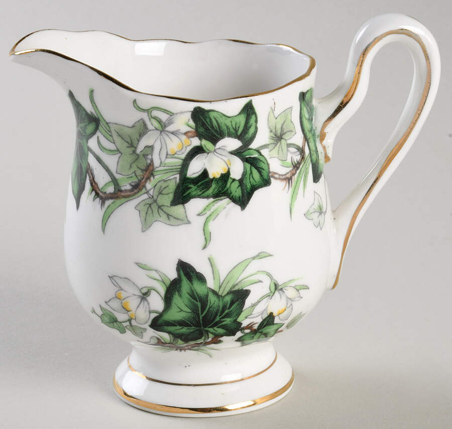 Ivy Lea Mini Creamer by Royal Albert-1