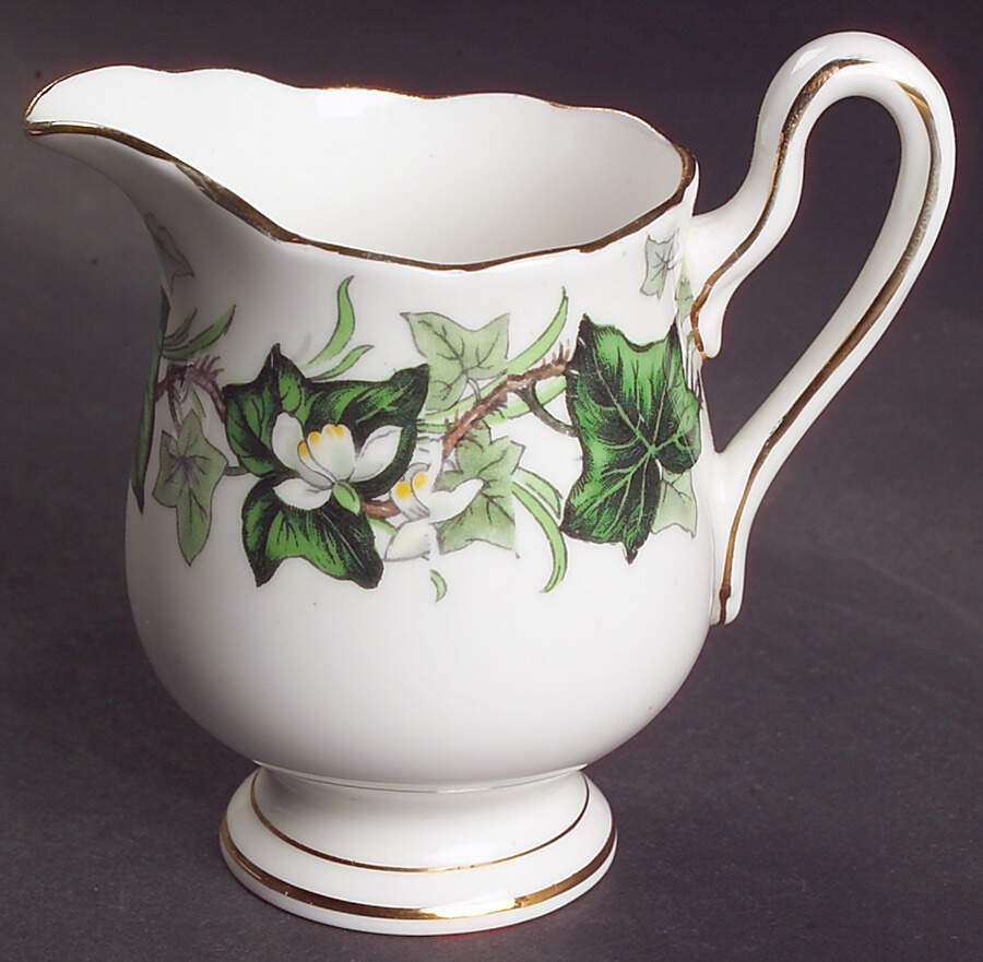 Ivy Lea Mini Creamer by Royal Albert-1
