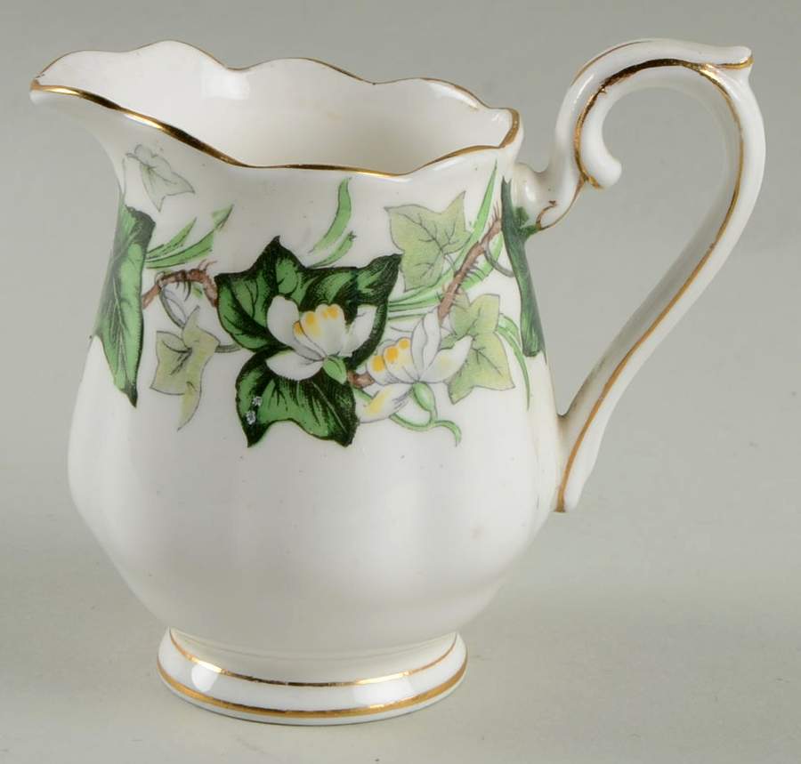 Ivy Lea Mini Creamer by Royal Albert-1