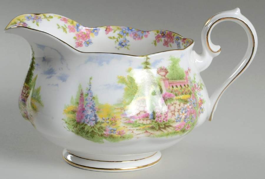 Kentish Rockery Gravy Boat by Royal Albert-1