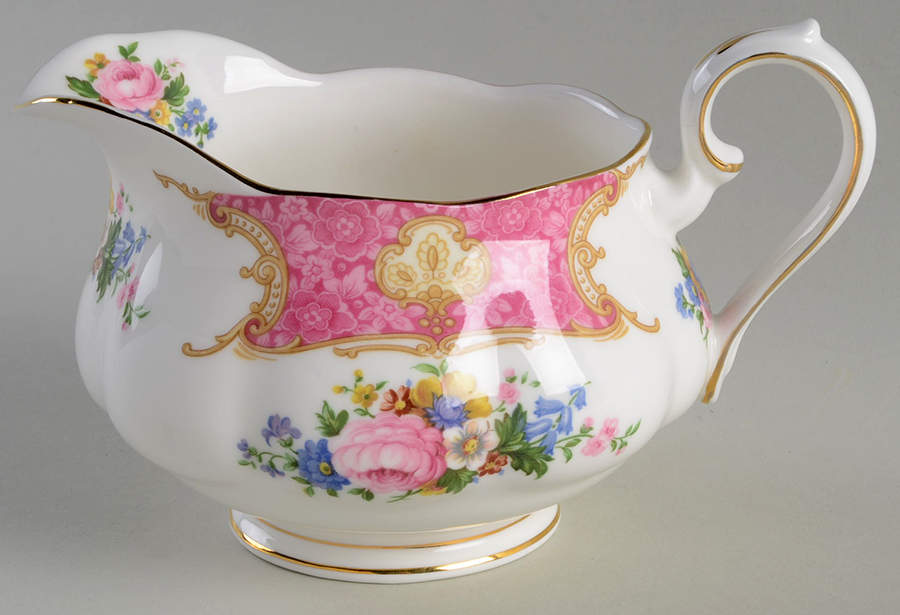 Lady Carlyle Round Gravy Boat by Royal Albert-1