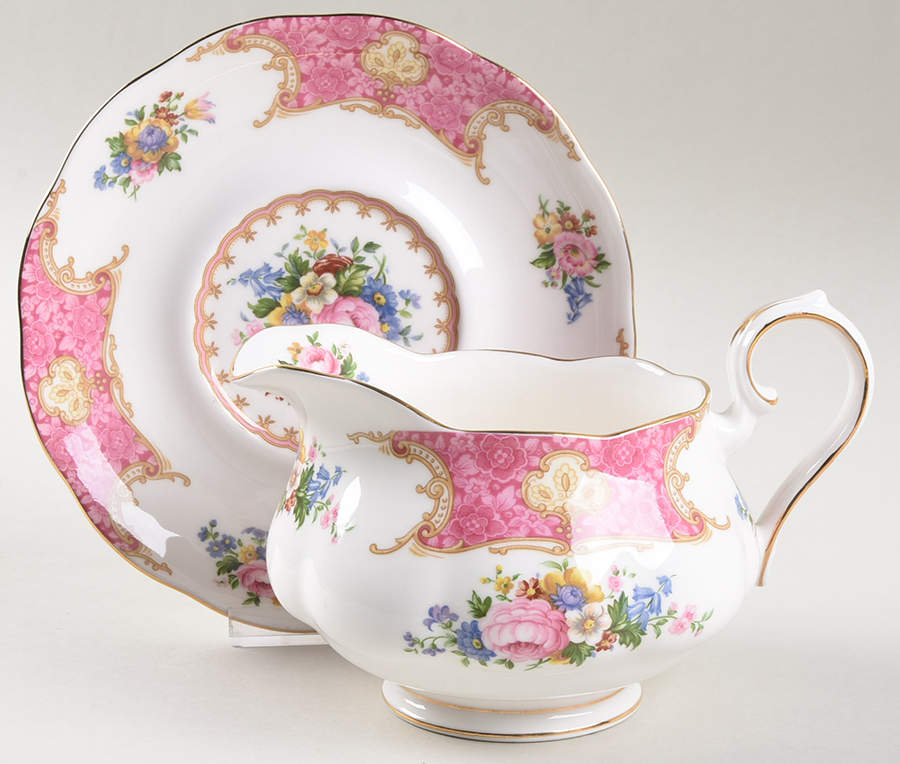 Lady Carlyle Round Gravy Boat & Underplate by Royal Albert-1