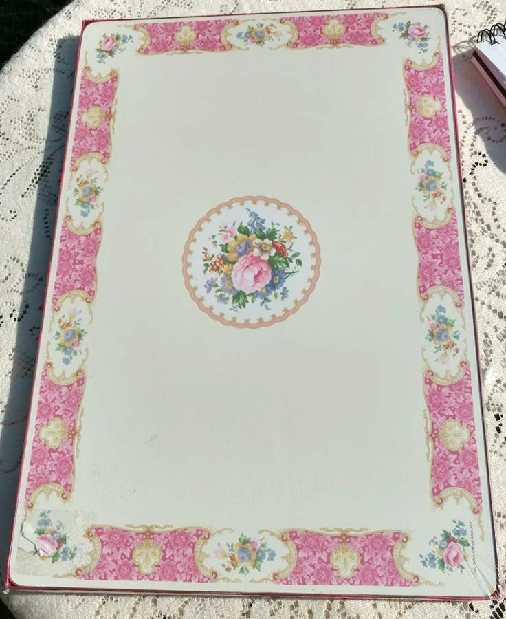 Lady Carlyle 17" Counter Saver by Royal Albert-1