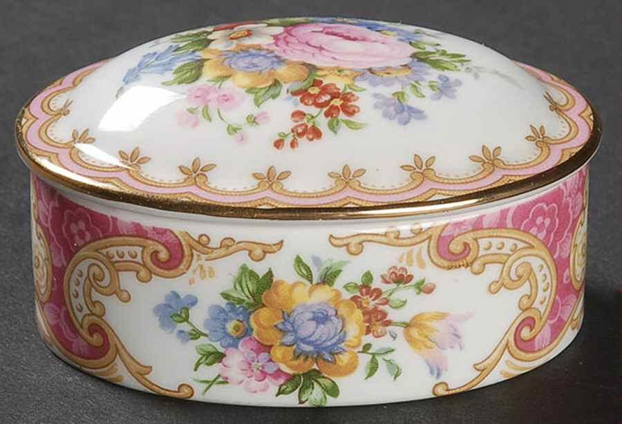 Lady Carlyle Oval Box & Lid by Royal Albert-1