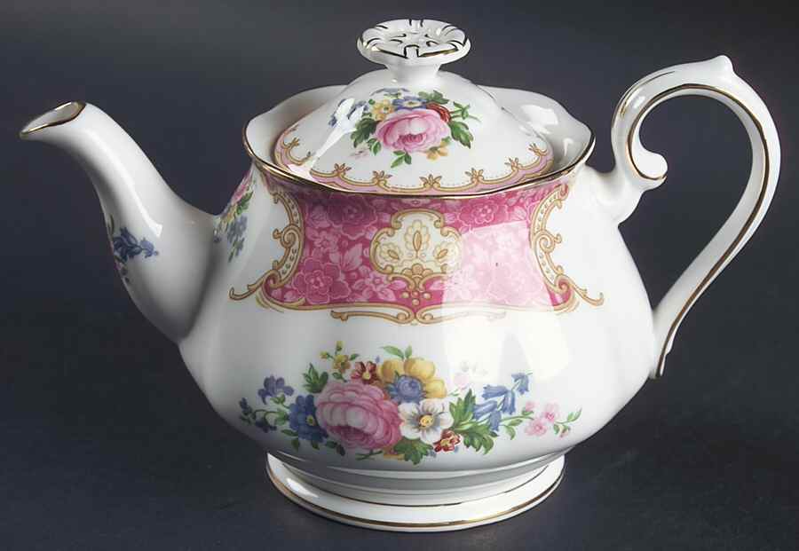 Lady Carlyle Mini Teapot & Lid by Royal Albert-1