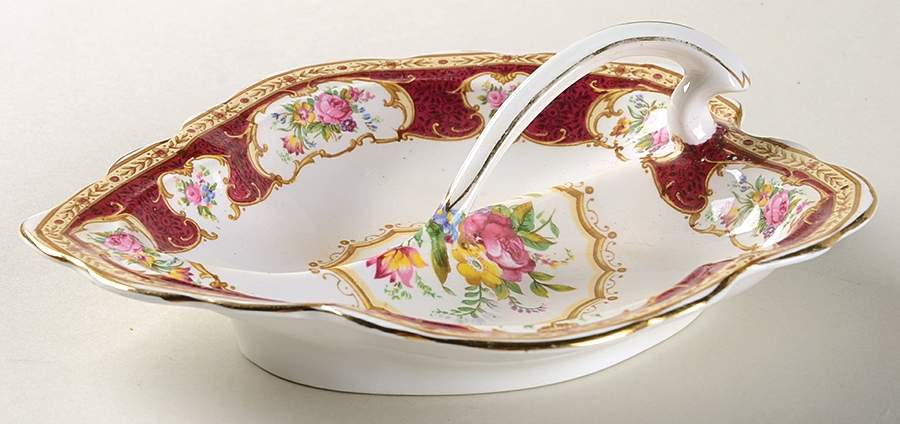 Lady Hamilton Leaf Shaped Dish by Royal Albert-1