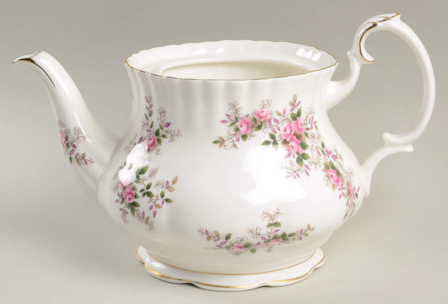 Lavender Rose Teapot No Lid by Royal Albert-1
