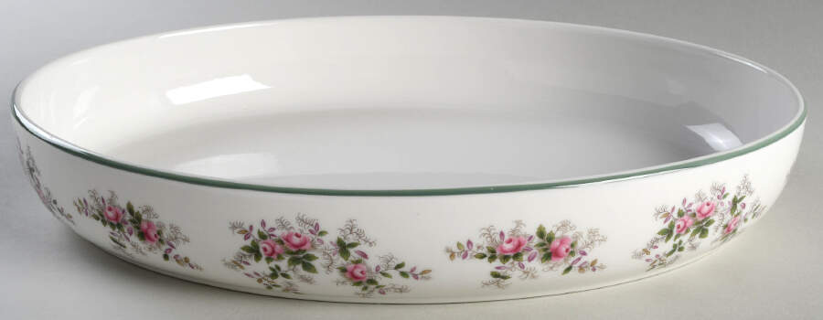 Lavender Rose 14" Oval Baker by Royal Albert-1