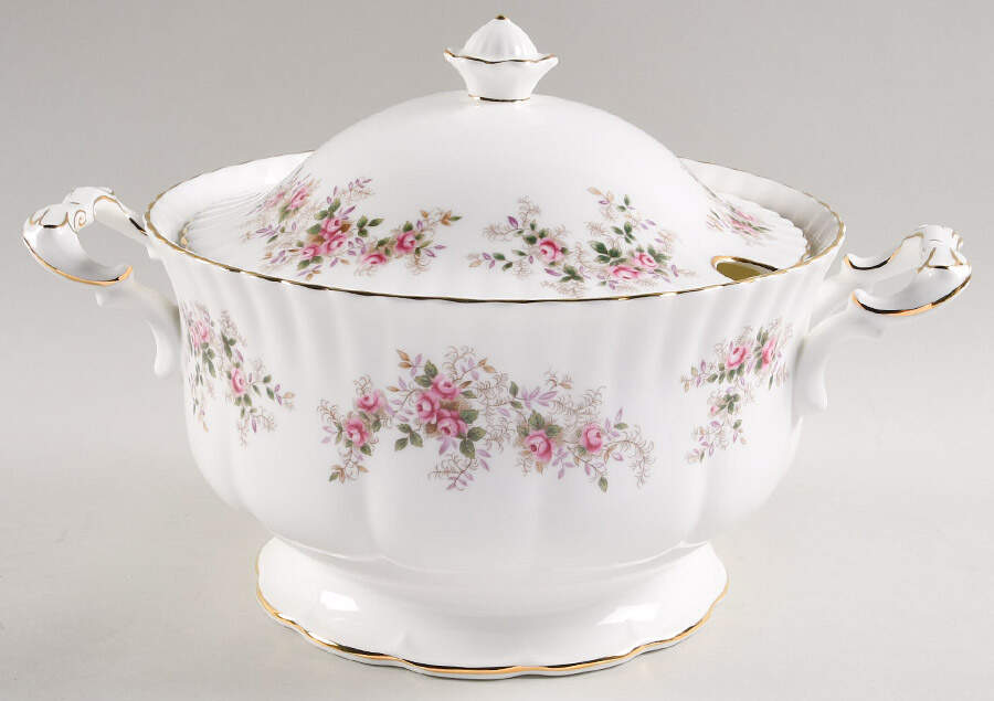 Lavender Rose Tureen & Lid by Royal Albert-1