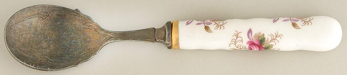 Lavender Rose Sugar Spoon by Royal Albert-1