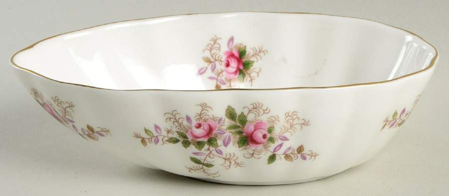 Lavender Rose Avocado Bowl by Royal Albert-1