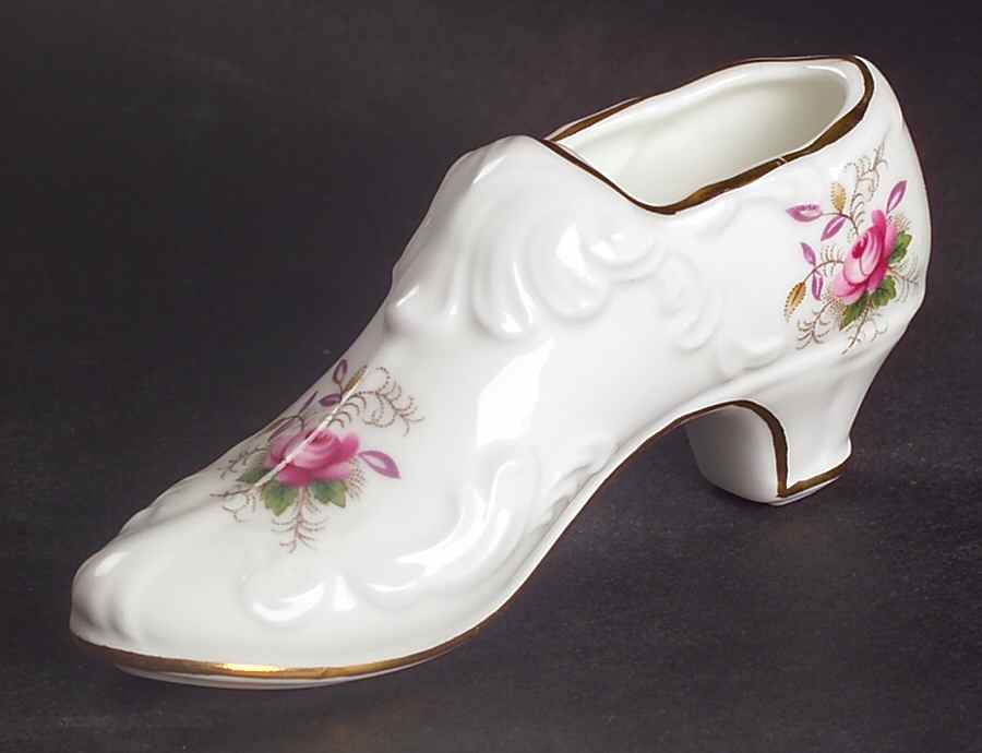 Lavender Rose Shoe by Royal Albert-1