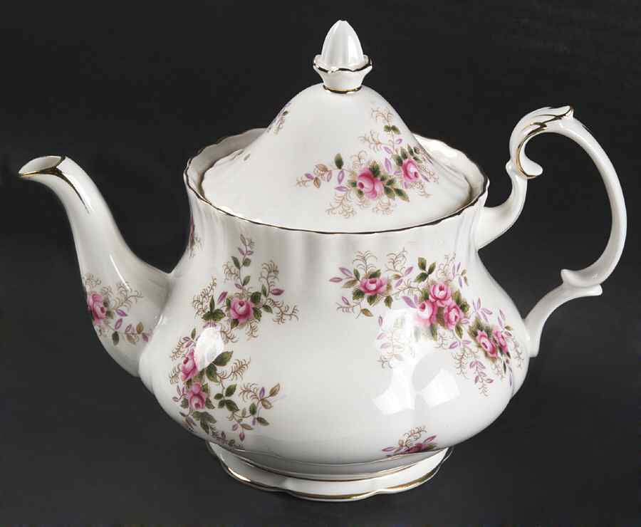 Lavender Rose Small Teapot & Lid by Royal Albert-1