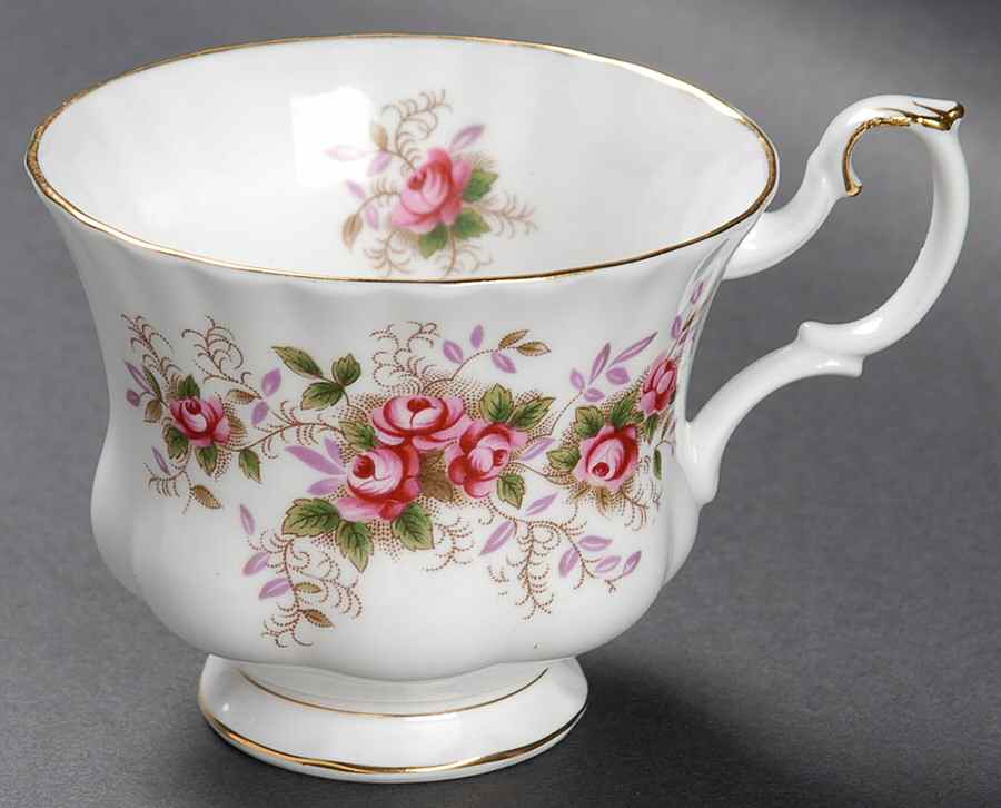 Lavender Rose Cup for Dessert Plate & Cup Set by Royal Albert-1