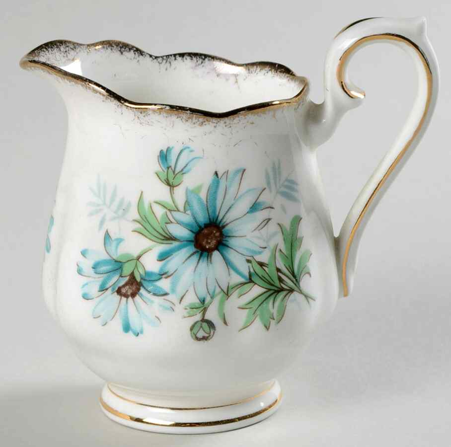 Marguerite (Hampton Shape) Mini Creamer by Royal Albert-1