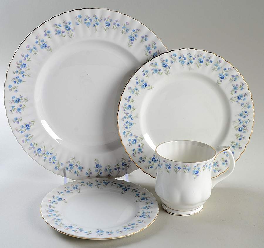 Memory Lane 4 Piece Place Setting by Royal Albert-1