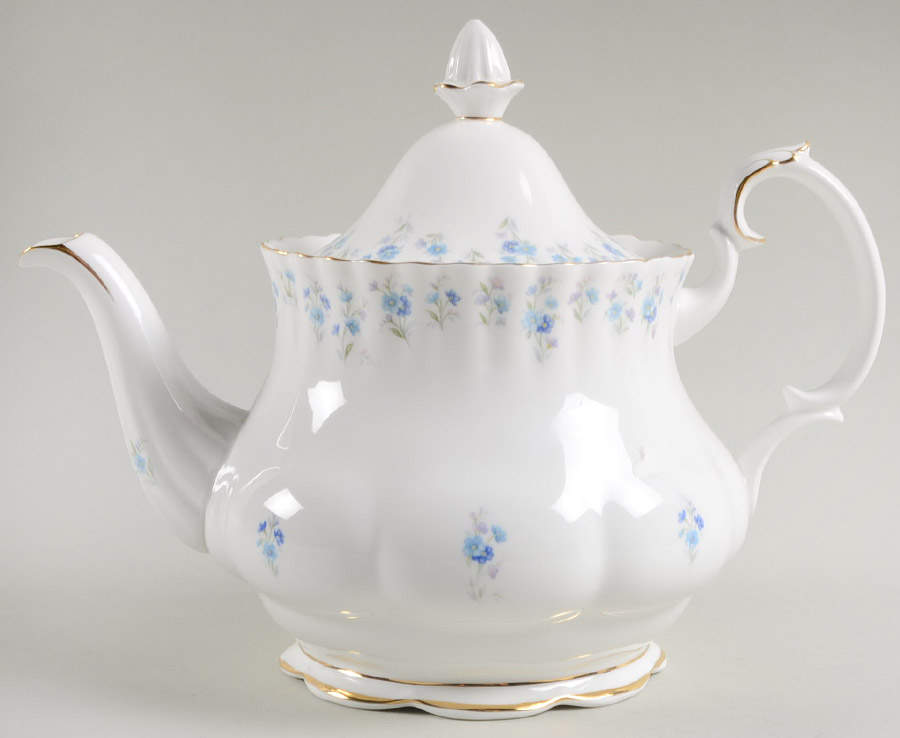 Memory Lane Teapot & Lid by Royal Albert-1