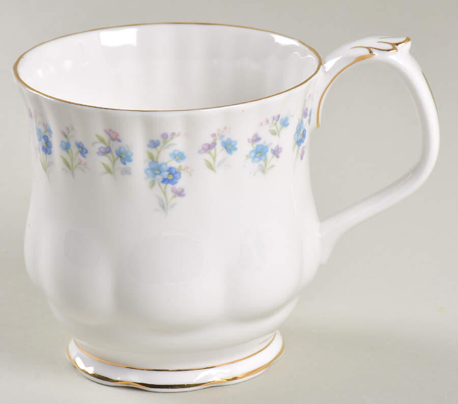 Memory Lane Mug by Royal Albert-1
