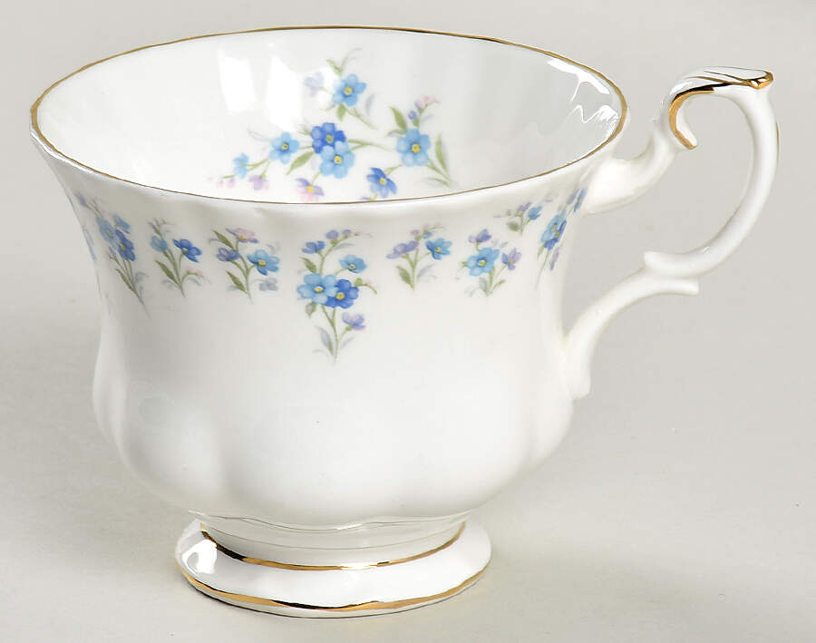 Memory Lane Snack Cup by Royal Albert-1